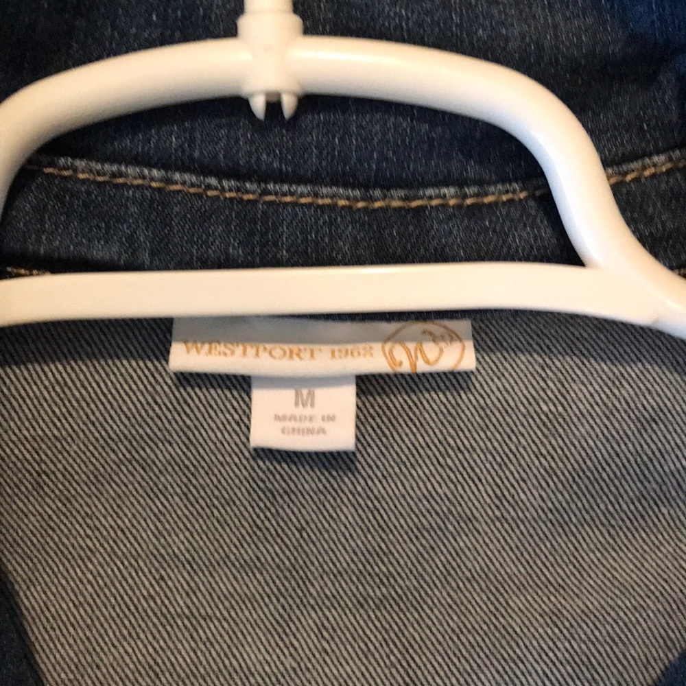 Embroidered Jean jacket - Picture 3 of 7